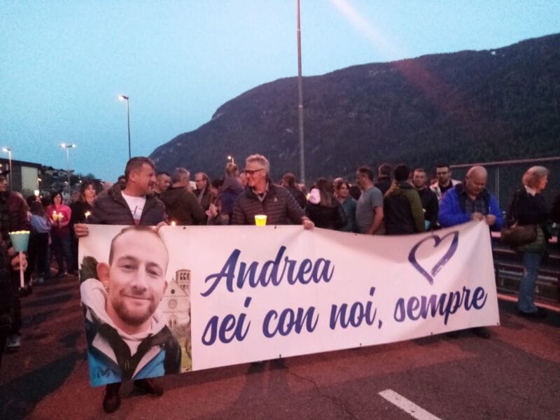 Fiaccolata per Andrea